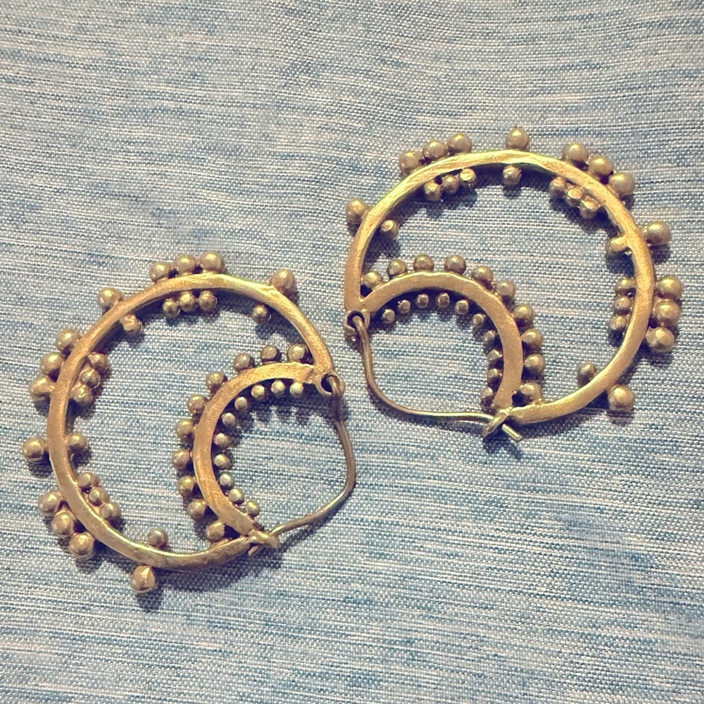 LUCKY BRAND gold earrings